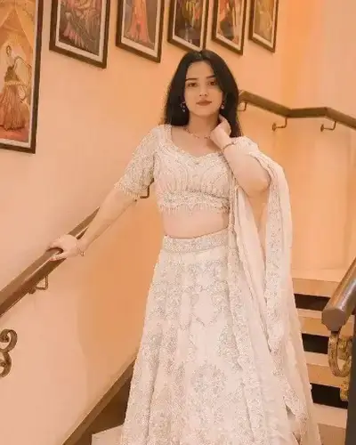Escort Service In Chopda